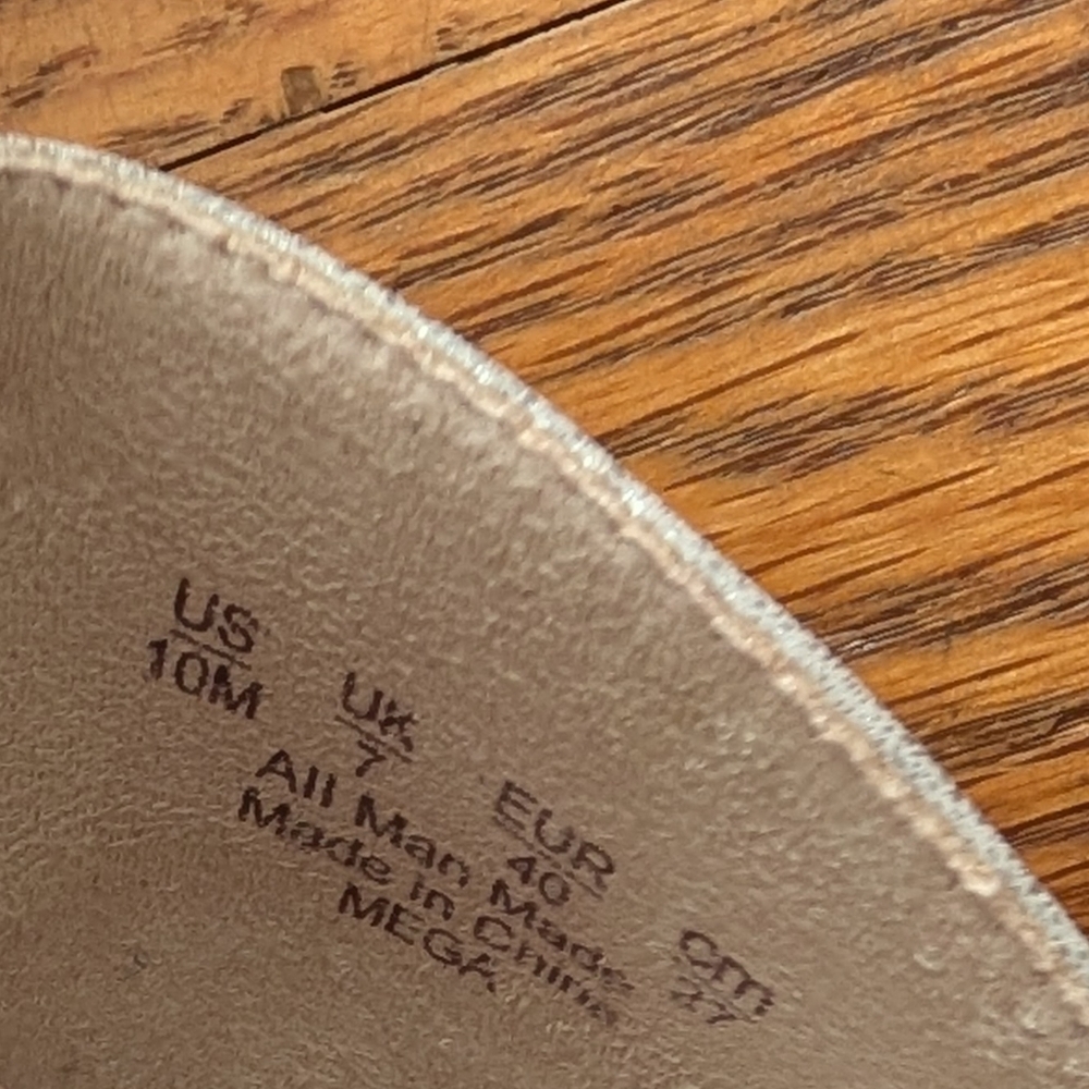 Life Stride Women's Metallic Silver Heels - Picture 7 of 8